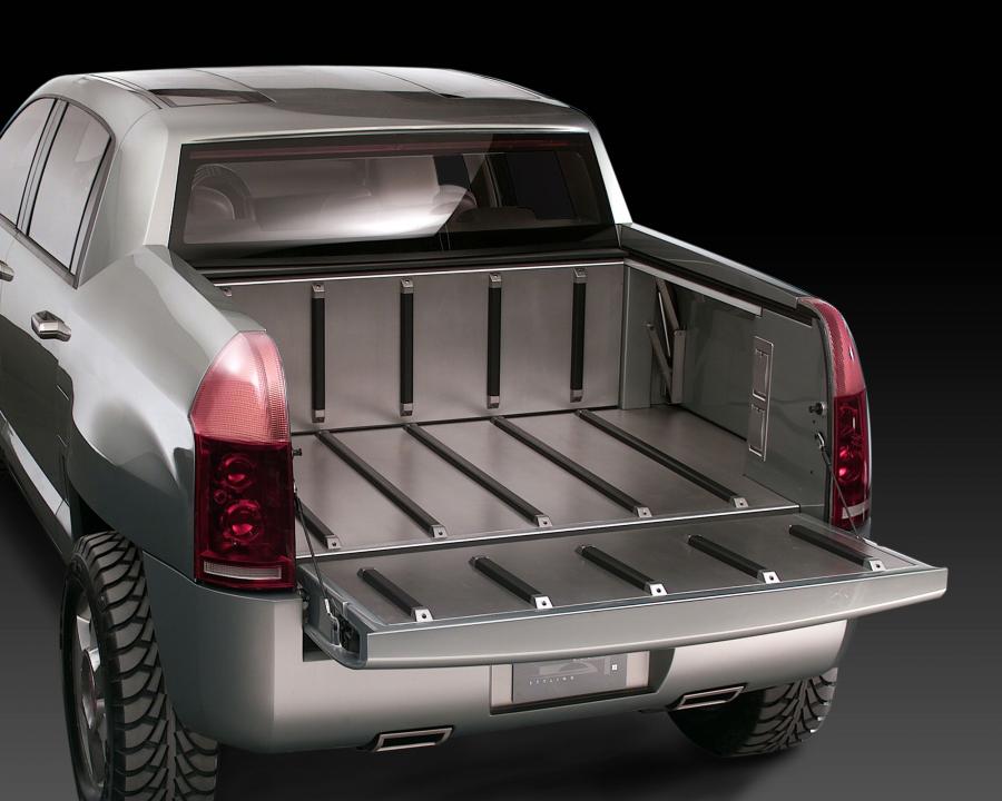  GMC Terra4 Concept 2002 года  (фото 3 из 16)